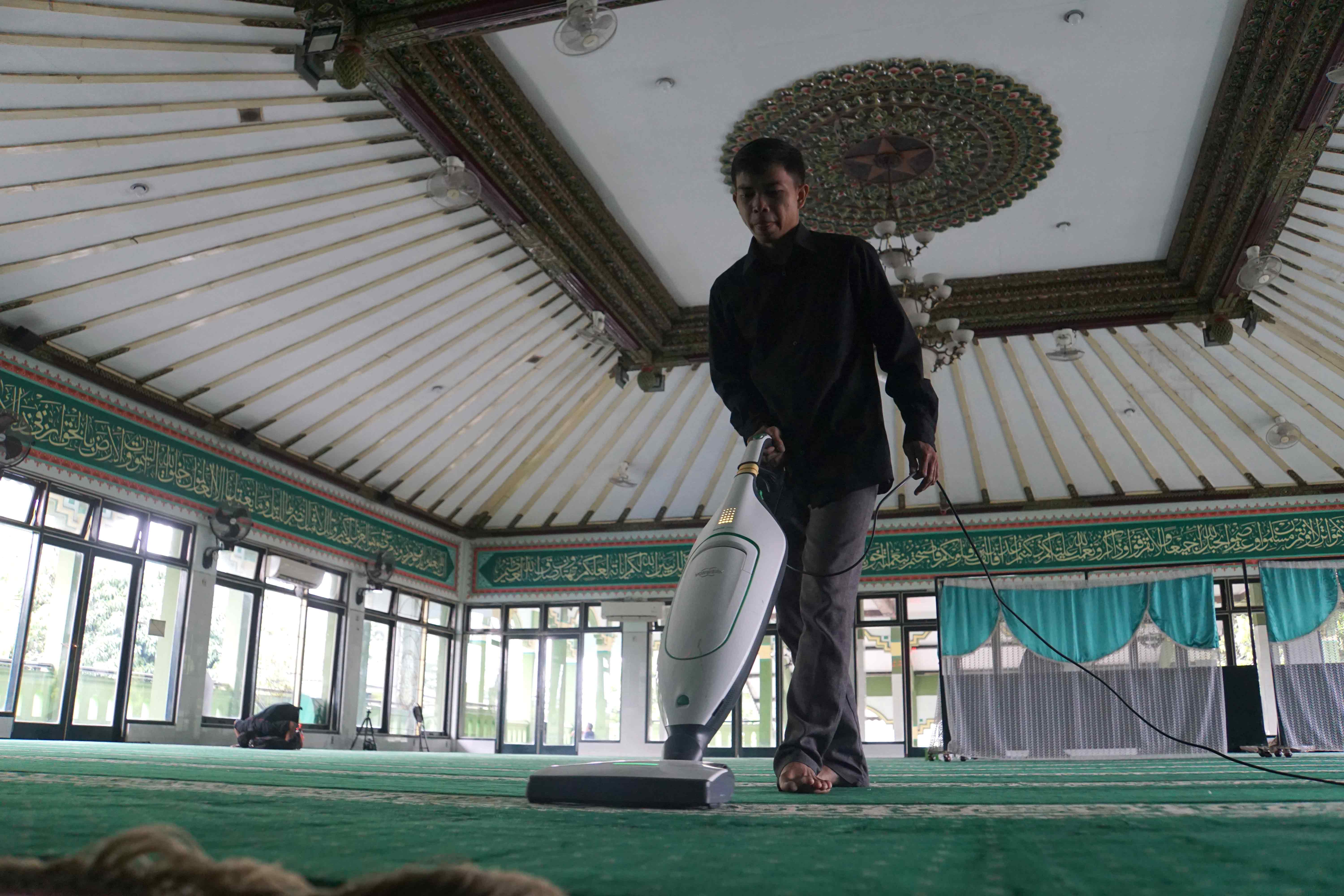 Bantuan Marbot Masjid