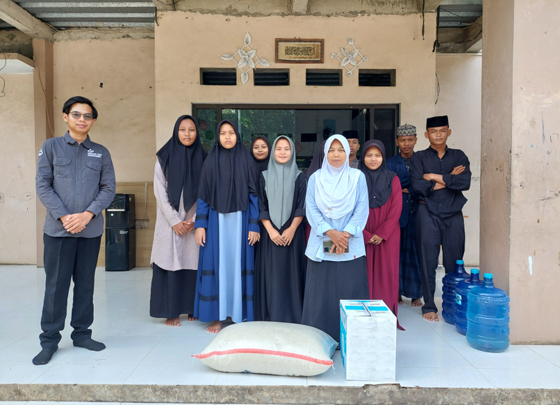 Penyaluran Bantuan Sembako Anak Yatim